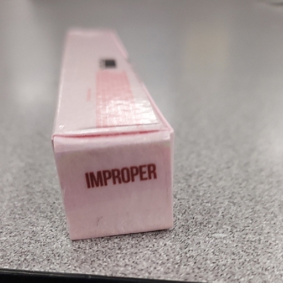 Jeffree Star Supreme Gloss - Pink - Picture 2 of 5